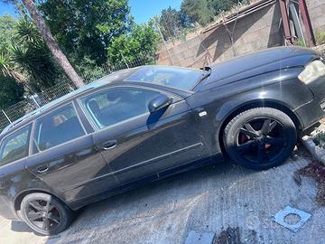 AUDI A4 2.0 TDI 16V AVANT