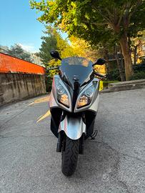 kymco Downtown 300i