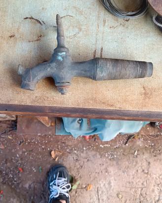 rubinetto per botti  in ottone antico