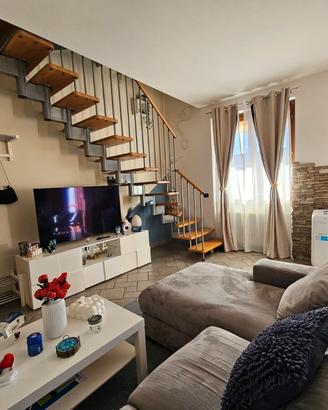 Duplex Mansardato Recente Costruz Villa Guardia