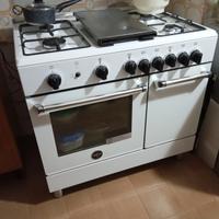 Cucina La Germania a cinque fuochi e forno