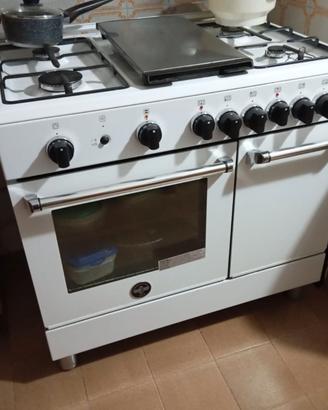Cucina La Germania a cinque fuochi e forno