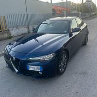 Alfa Romeo Giulia 2.2 AT8