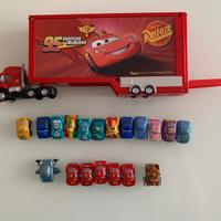 CARS camion + 19 macchinine con sotto la sfera