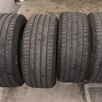 PNEUMATICI AUTO