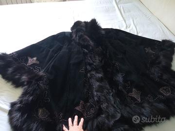 Mantella montone e volpe nera