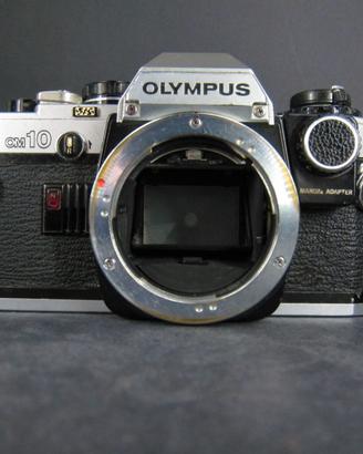 reflex analogica Olympus OM10
