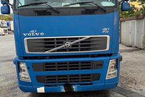 Motrice Volvo 480 Euro 4 cisterna mangime Menci