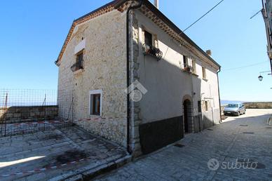 2 LOCALI A FERRAZZANO