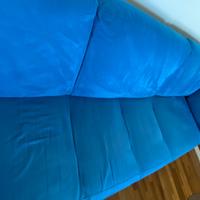 Divano 3 posti con poggiapiedi