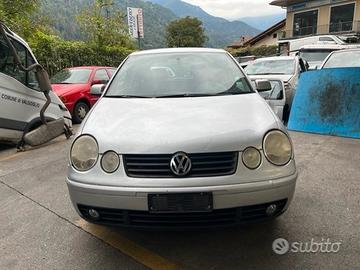 Ricambi VW Polo 2003 5 porte e 3 porte vari colori