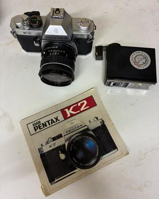 Fotocamera analogica Pentax K2 50mm f/1.4 + flash