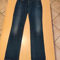 Levis curve  iW 31