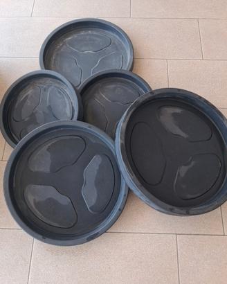 Sottovasi rotondi da giardino e terrazzo 