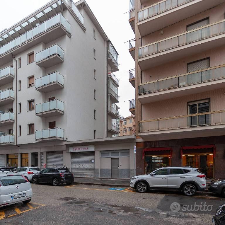 Bilocale in Nizza Millefonti, foto 2 di 30
