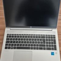 HP PROBOOK 450 G8 15 Pollici
RAM 16GB
512 SSD