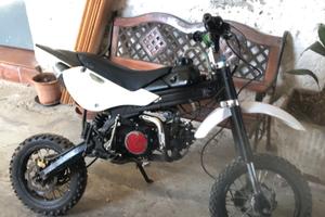 Pit bike
