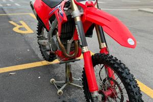 Honda crf 450 red moto