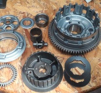 Campana frizione SUZUKI GSXR 600 SRAD