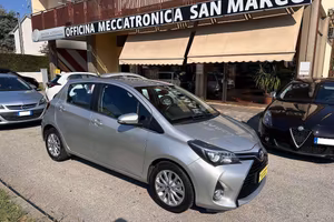 Toyota Yaris 1.4 d-4d Lounge 5p