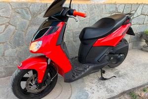 aprila sportcity cc 200