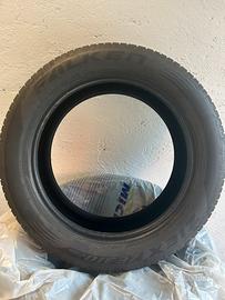 Gomme 225/55/18
