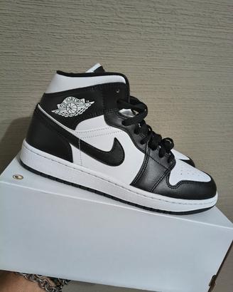 Nike Air Jordan 1 mid Tg 44 Nuovo Originale