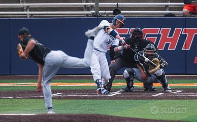 Squadra baseball * guantone * mazza * palla