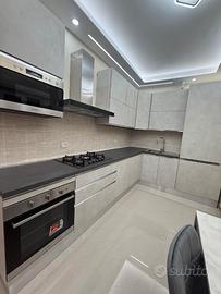 Trilocale su due livelli garage incluso-prov lodi