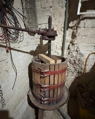 Torchio per vino