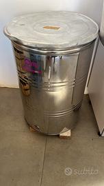 Contenitore per olio