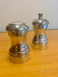 Set Vintage Saliera e Macinapepe SilverPlate Italy