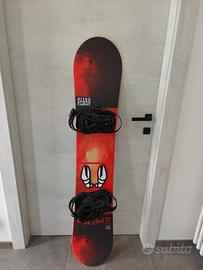 Tavola Snowboard Nitro completa di attacchi