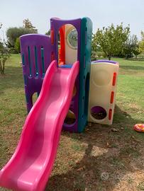 Castello Little Tikes