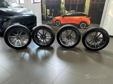 Set completo cerchi e gomme