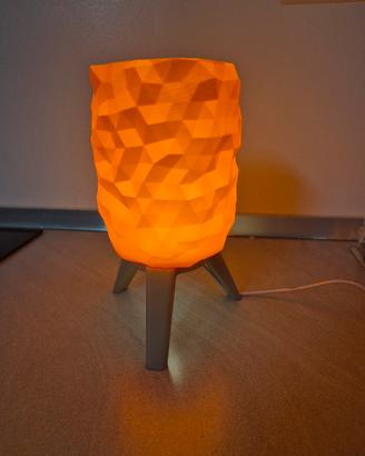 lampada a led arancione.