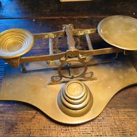 bilancia antica in ottone da collezione 