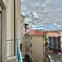 3 LOCALI A SAVONA