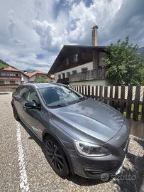 Volvo V60 Cross Country D4 AWD Geartronic