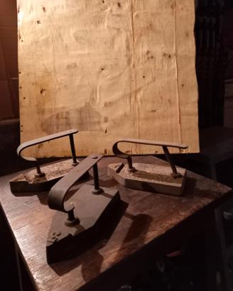 Antichi ferri da stiro