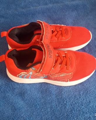 Scarpe spiderman numero 33