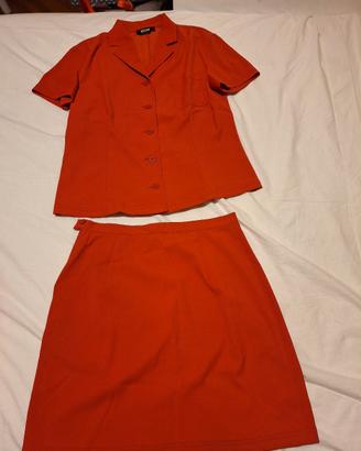 tailleur rosso