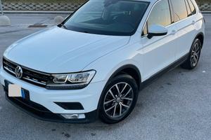 Tiguan 1.6 2017 totalmente accessoriata