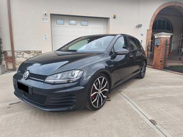 Volkswagen Golf GTD 2.0 TDI DSG 5p. BlueMotion Tec