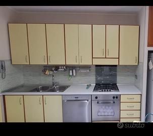 cucina in legno, artigianale
