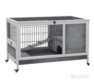 Conigliera in Legno con 4 Ruote e Rampa
