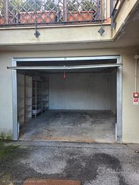 Garage con accesso carrabile