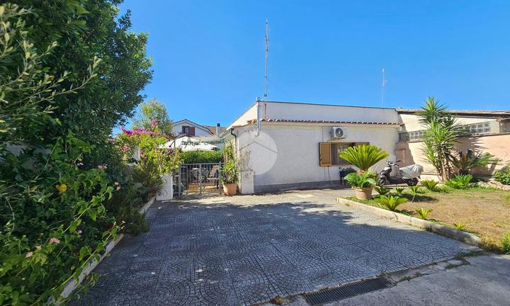 CASA INDIPENDENTE A ANZIO