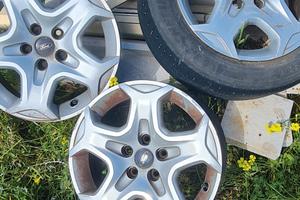 Cerchi da 16 5 dadi ford