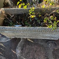 Vasi piccoli in cemento